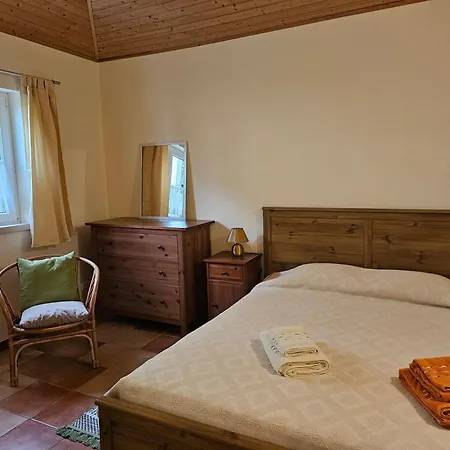 Sea Breeze Apartment *